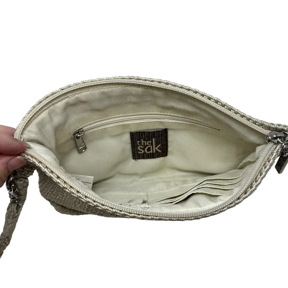 The Sak Crochet Wristlet Womens OS Champagne Gold‎ Excellent Metallic Iris Pouch